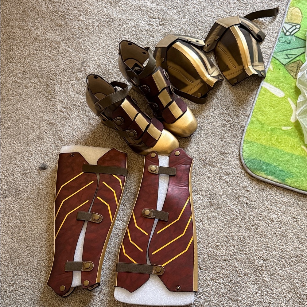 DC Comics Brown and Gold Heeled Boots